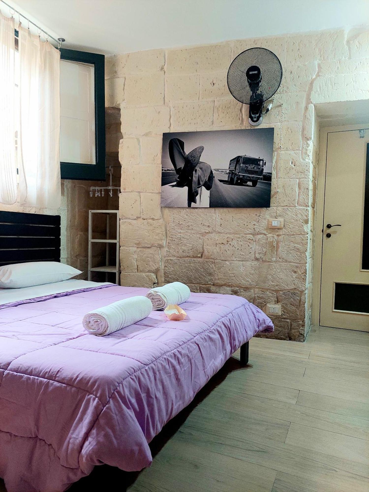 White Suite B&B เลชเช ภายนอก รูปภาพ