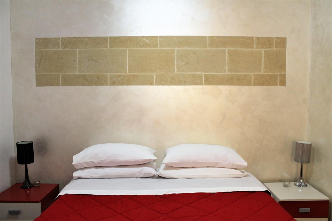 White Suite B&B เลชเช ภายนอก รูปภาพ